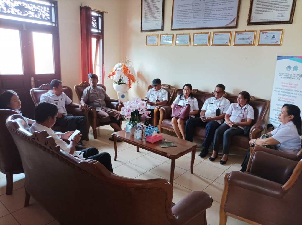 Pelaksanaan pembinaan tata administrasi pemerintahan desa yang dilaksanakan di Desa Ungasan, Desa Kutuh dan Desa Pecatu